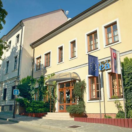 Hotel Dream Trnava Buitenkant foto