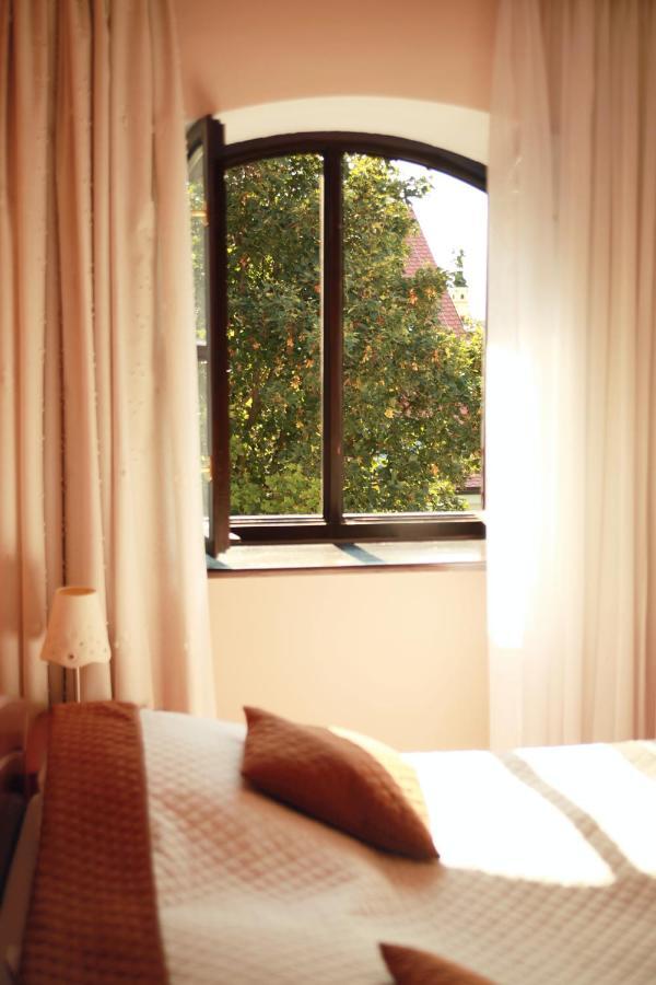 Hotel Dream Trnava Buitenkant foto