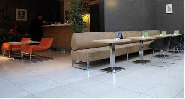 Hotel Dream Trnava Buitenkant foto