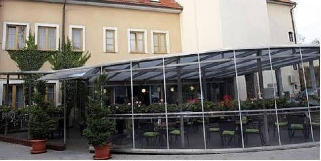 Hotel Dream Trnava Buitenkant foto